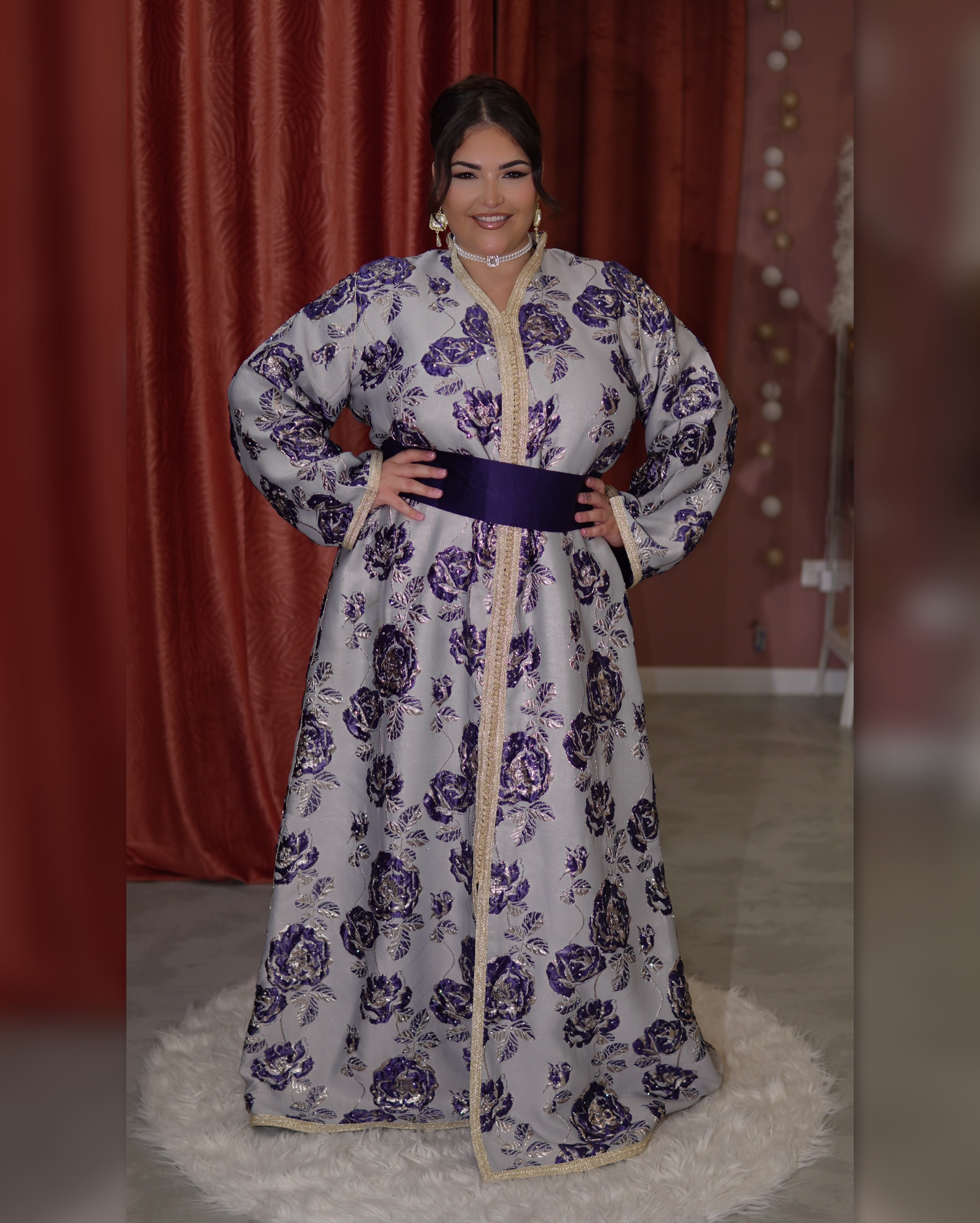 Caftan Brocart fleuri grande taille "Amira"
