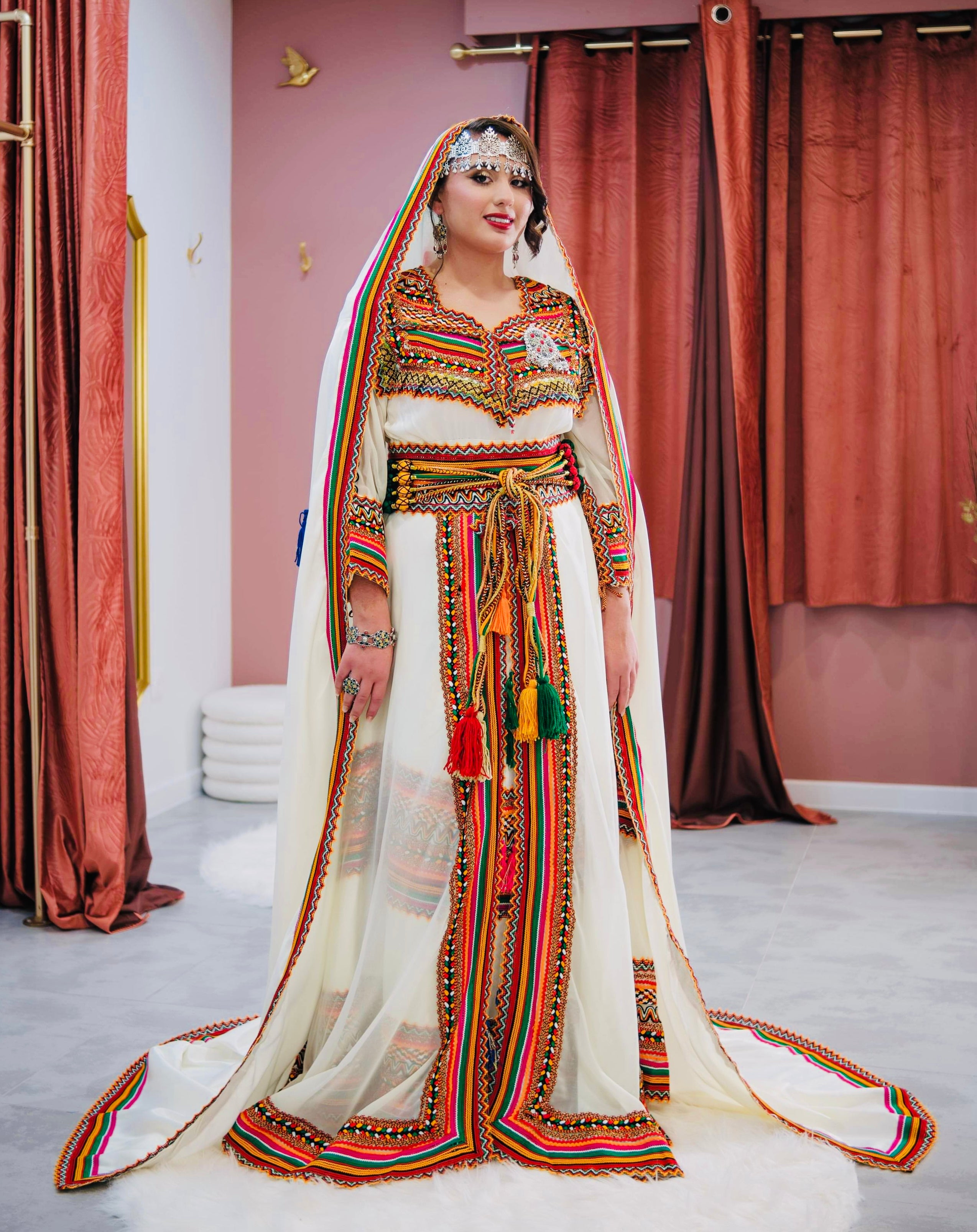 Robe Kabyle mariée traditionnelle "Tania"