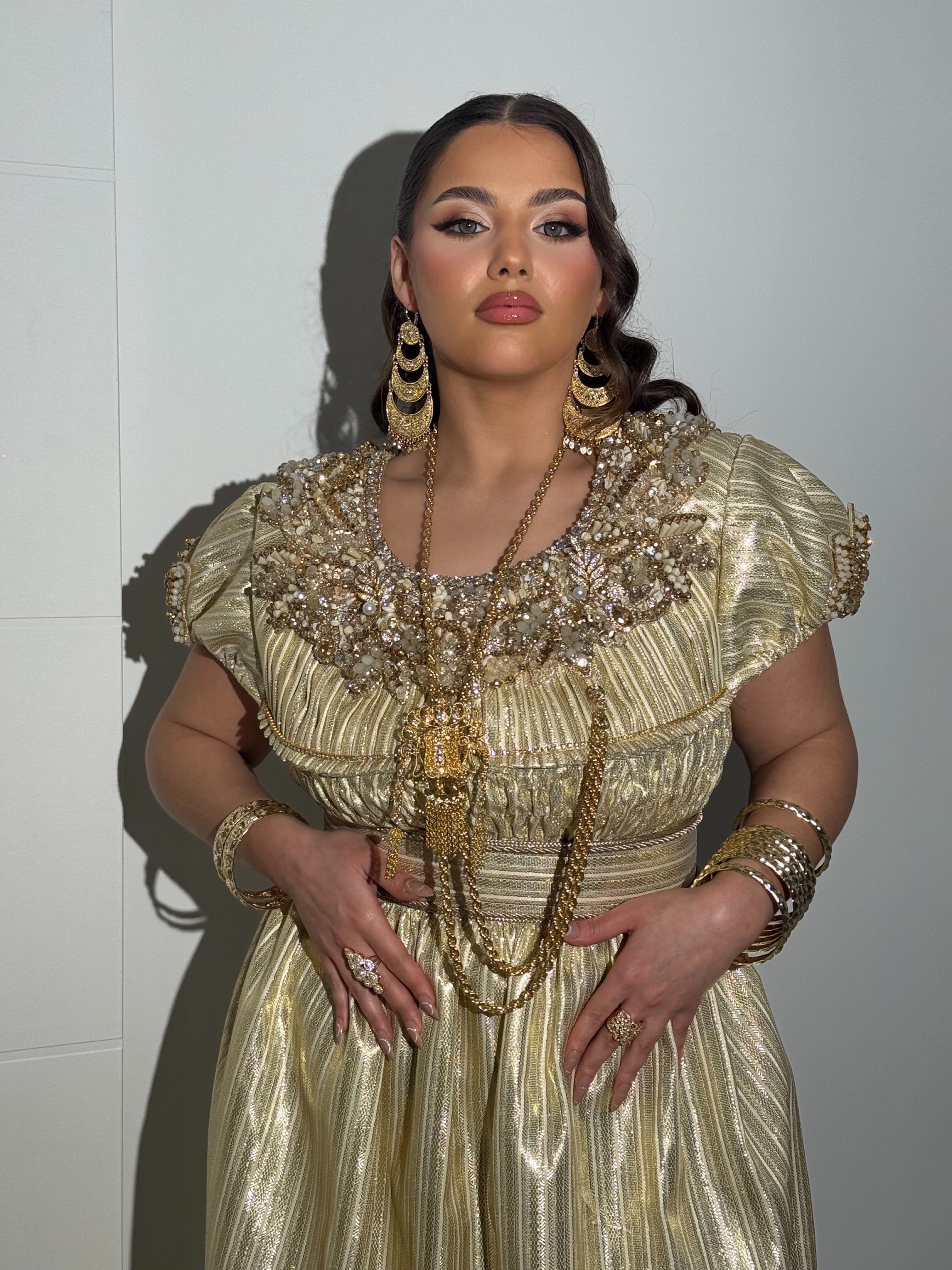 Blousa Mensouj perlée dorée "Nawal"