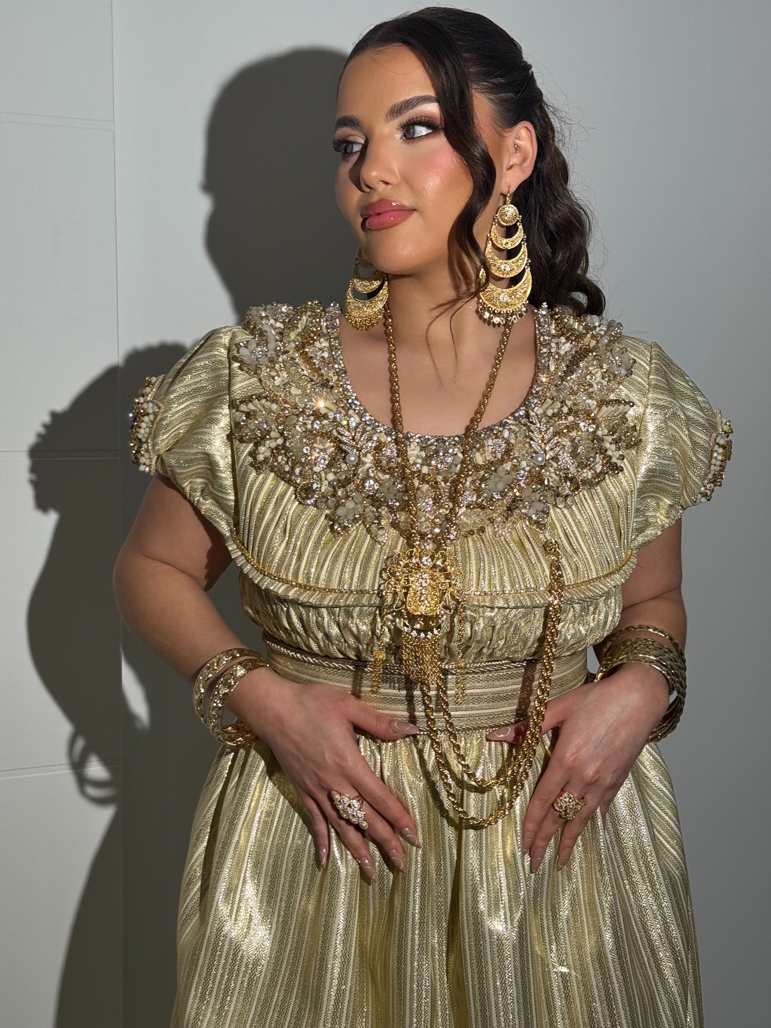 Blousa Mensouj perlée dorée "Nawal"