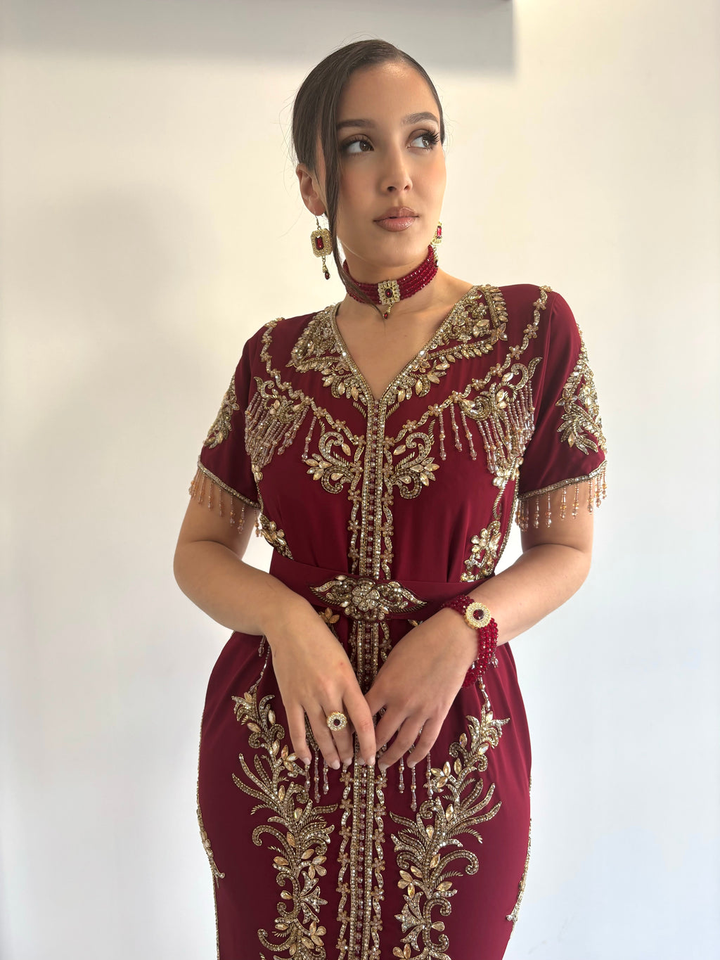 Caftan perlé bordeaux