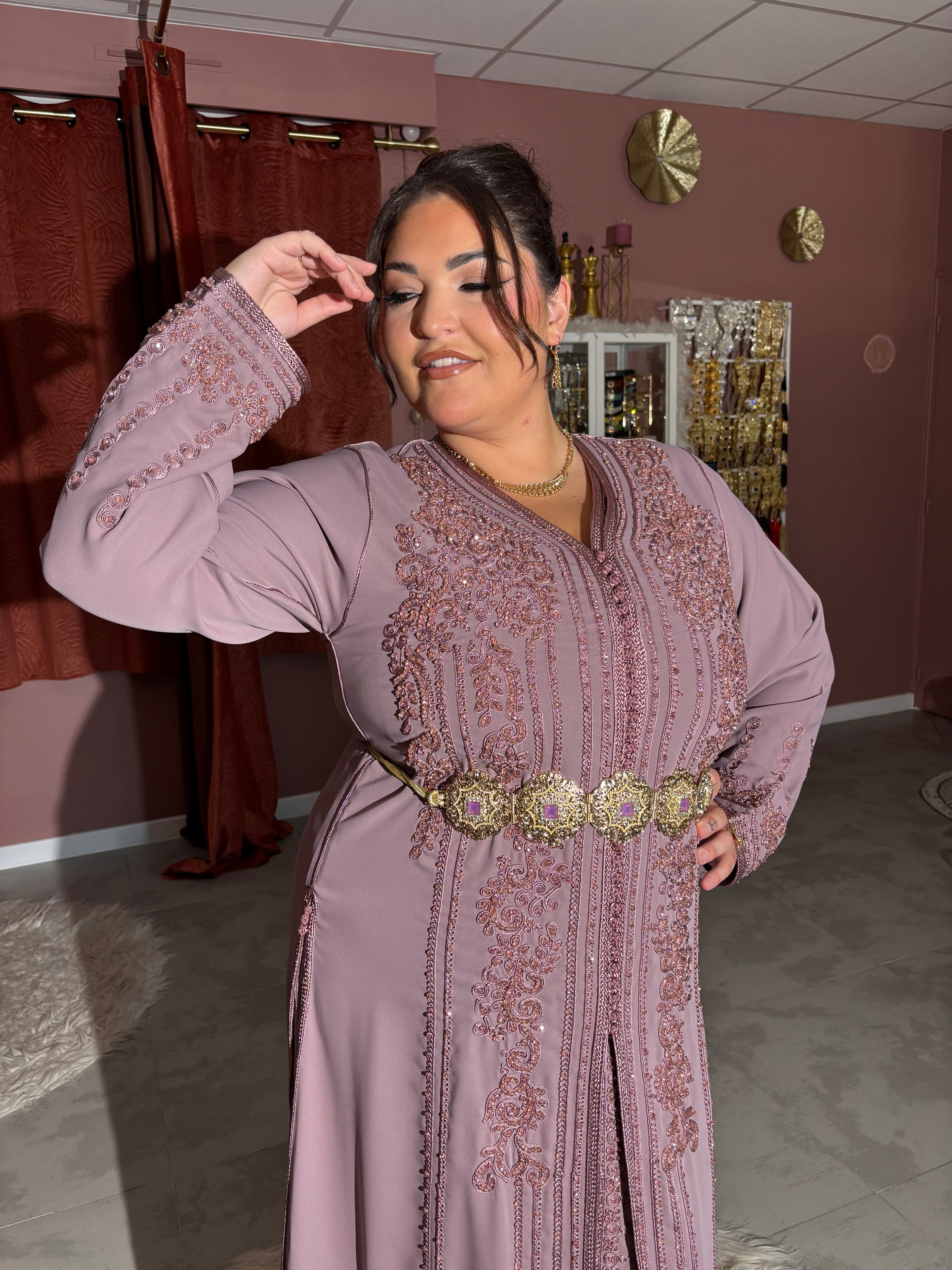 Takchita mauve perlée "Salma"