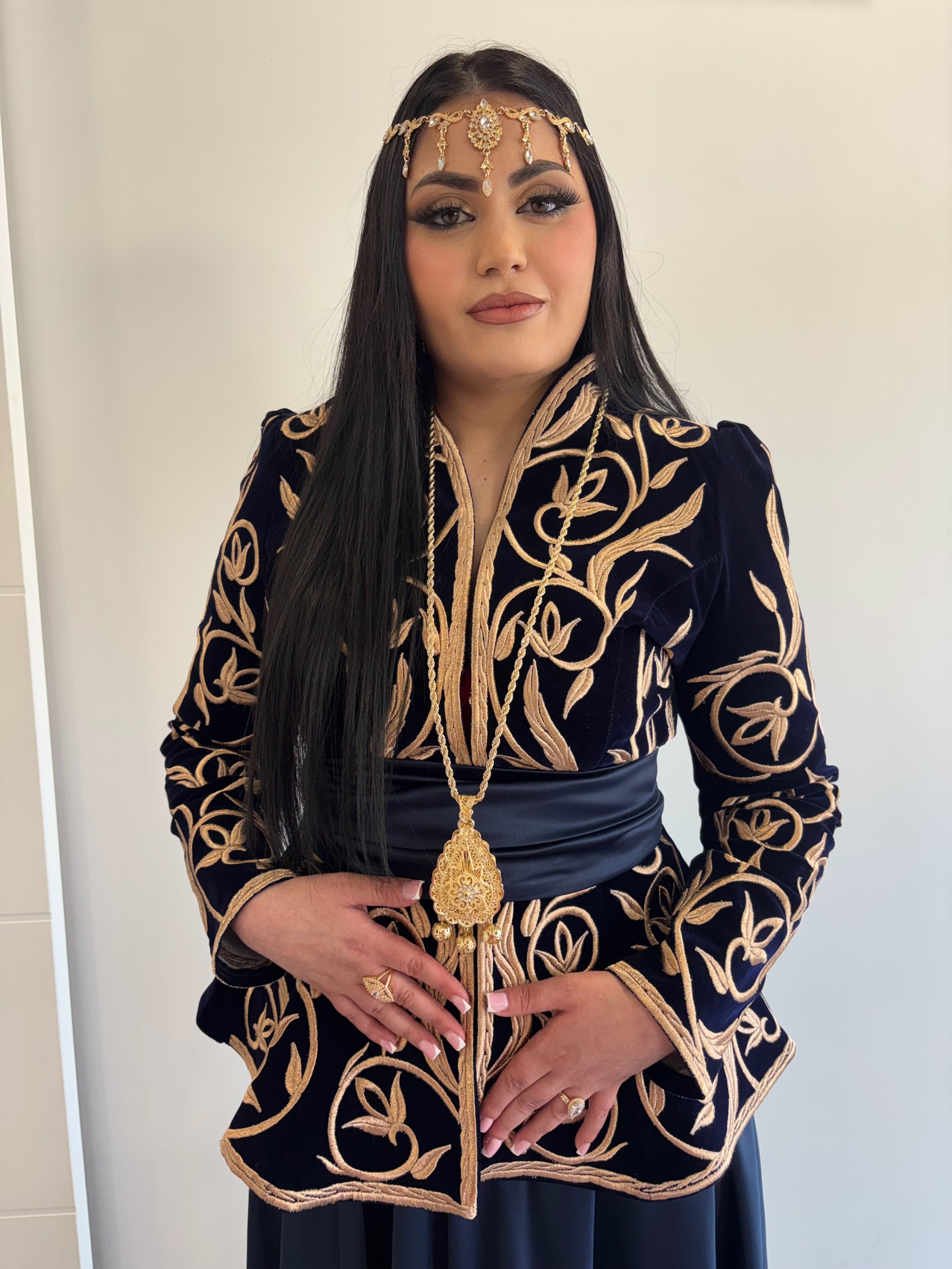 Karakou brodé bleu