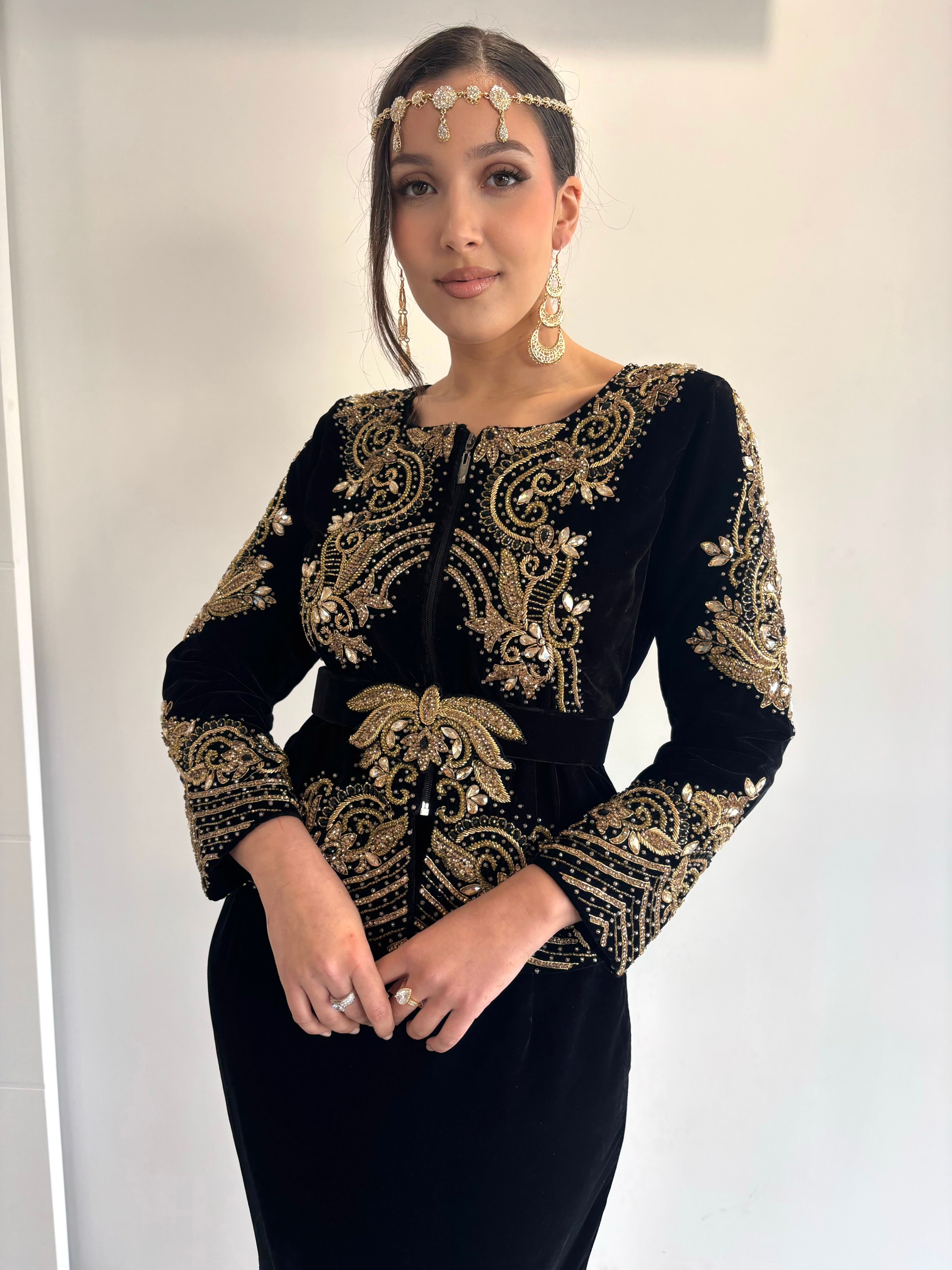 Karakou noir perlé velours “Safiya”
