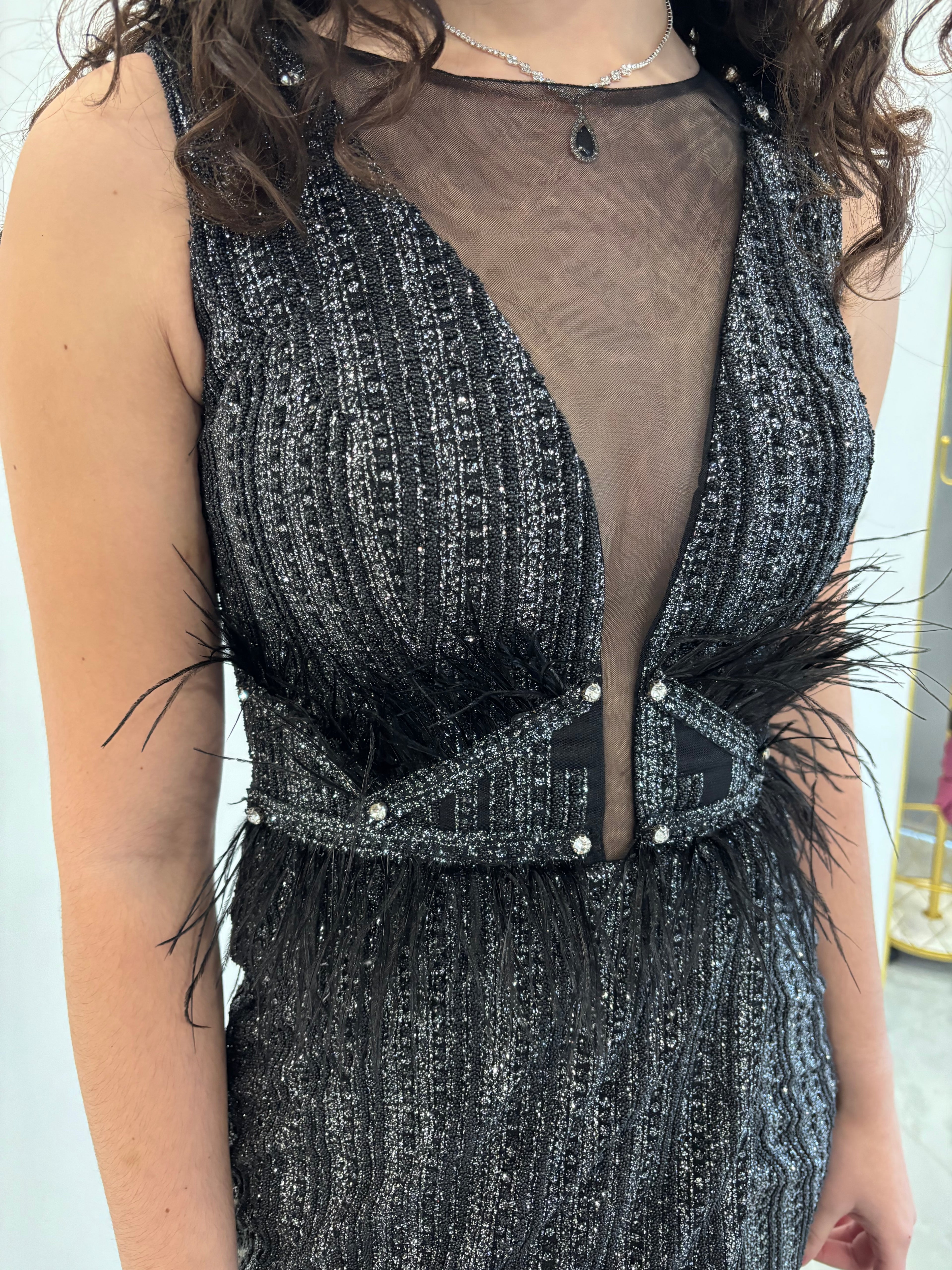 Robe de soirée noire pailletée “Valentina”
