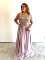 Robe de soirée rose perlée