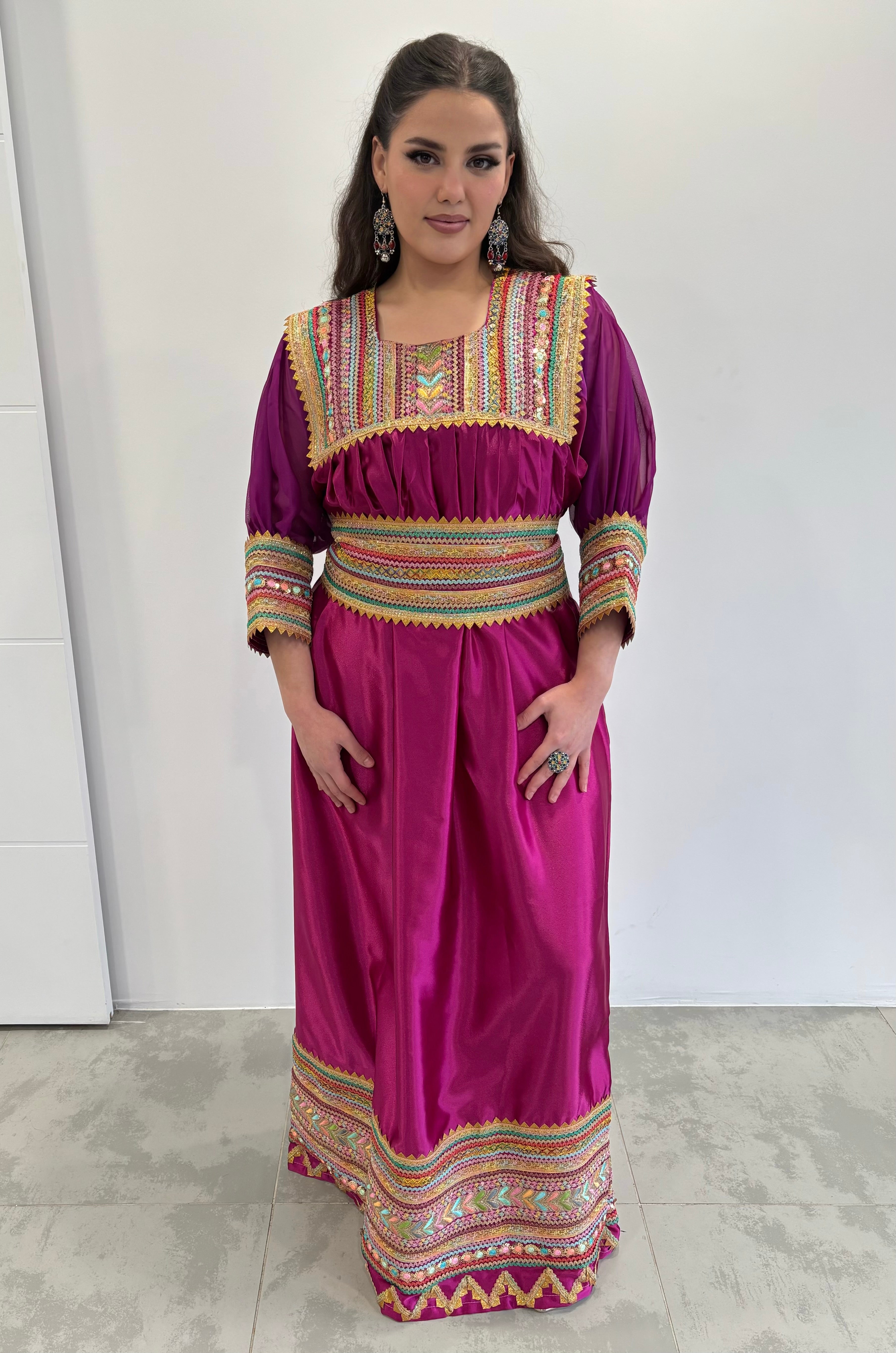 Robe Kabyle rose « Tifawin »