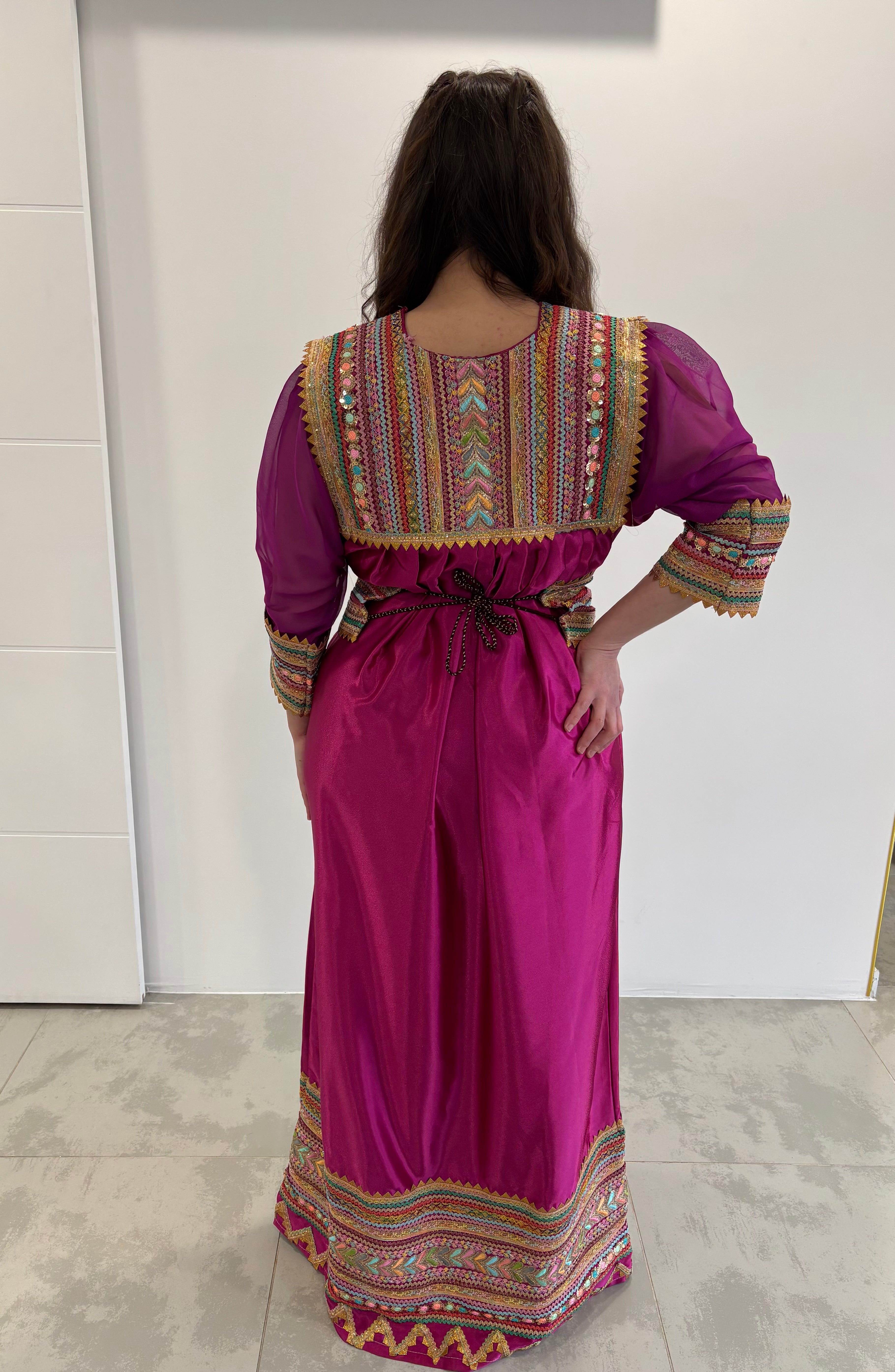 Robe Kabyle rose « Tifawin »